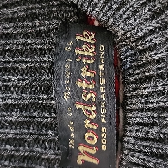 Vintage Nordstrikk 100% Wool Norwegian Fair Isle Reindeer Motif Sweater Size L - Picture 11 of 12
